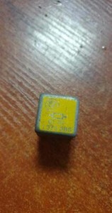 BMW E12 E23 E24 E28 GETRIEBE RELAIS HELLA 1373586 12V