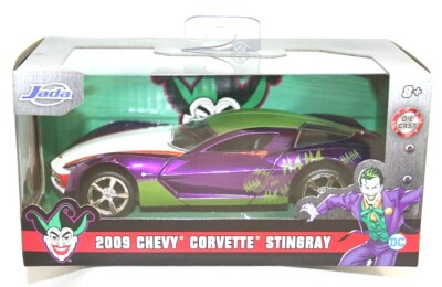 ミニカー 1:24 DC COMICS 2009 CORVETTE STINGRAY 1/24 DC Comics 2009 Chevy Corvette Stingray Car w/Joker