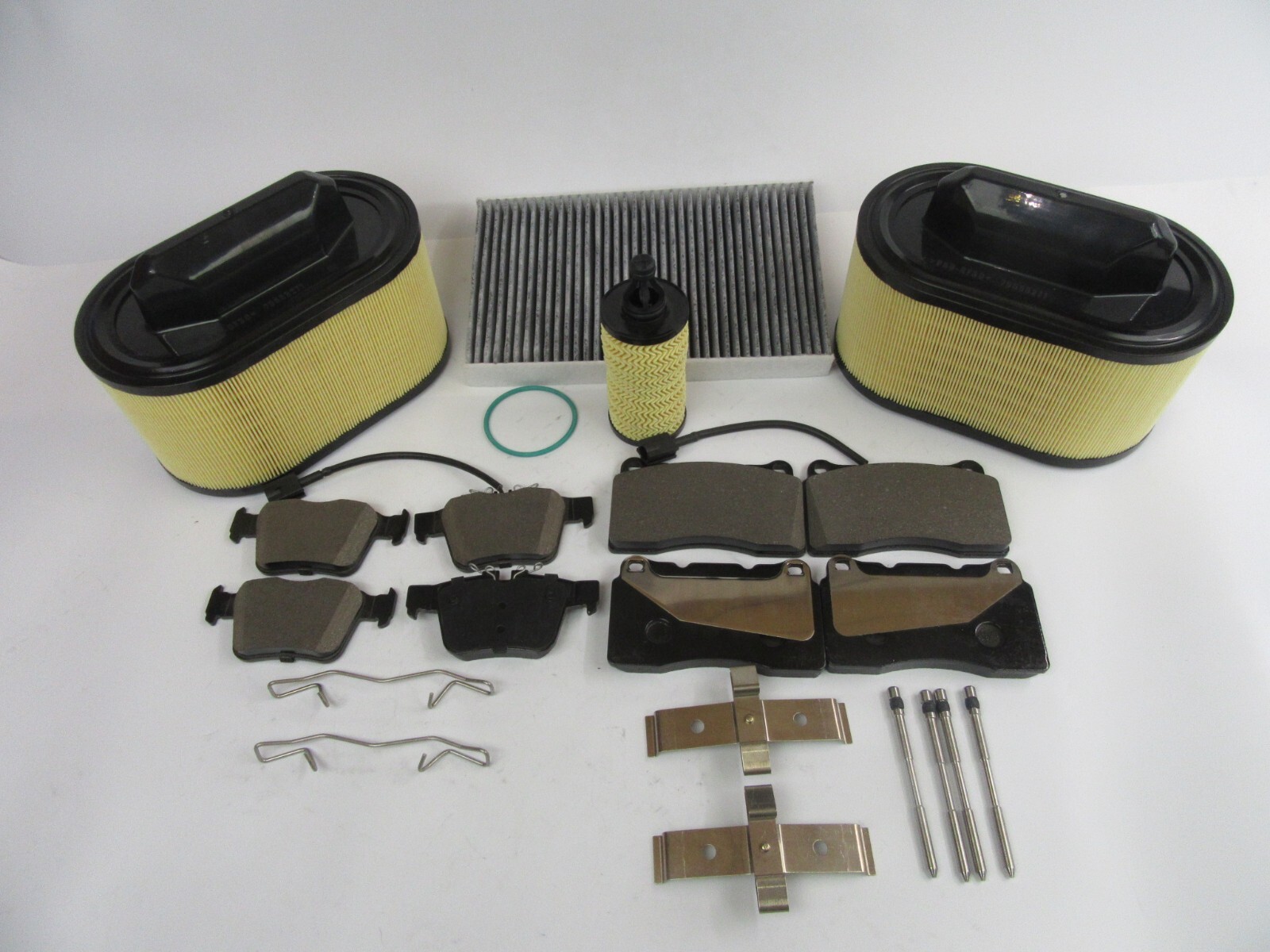 Maserati Ghibli 17-23 front rear brake pads air cabin oil filter #509