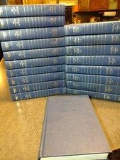 Hardcover Encyclopedia Britannica Vol. 1-19 1493-1754 Discovering a New World