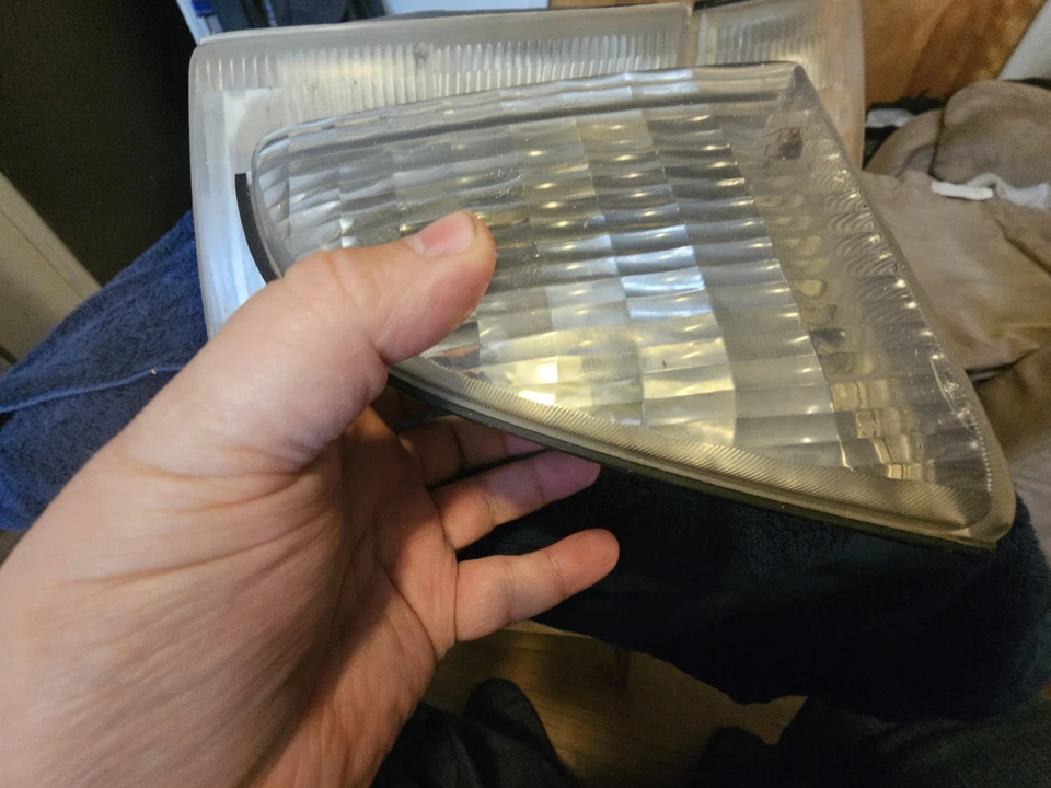 1987 - 1988 年福特雷鸟车头灯司机侧 — 第 3/4 张图片