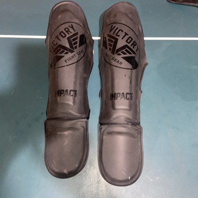 Victory Fight Gear Impact Shin Guards Black Size large