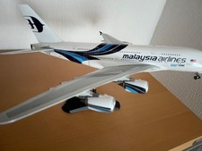 JC Wings 1:200 A380 Malaysia airlines 9MNF