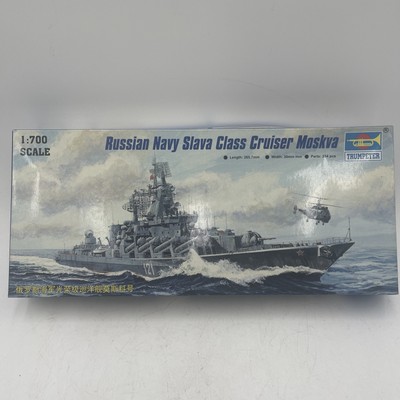 Trumpeter  1/700 Scale Russian Slava Class Cruiser Moskva #5720 New