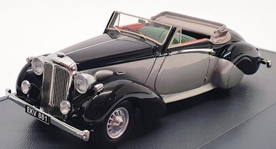 Matrix 1/43 Scale 40402031 - 1938 Daimier D818 DHC Carlton - Black