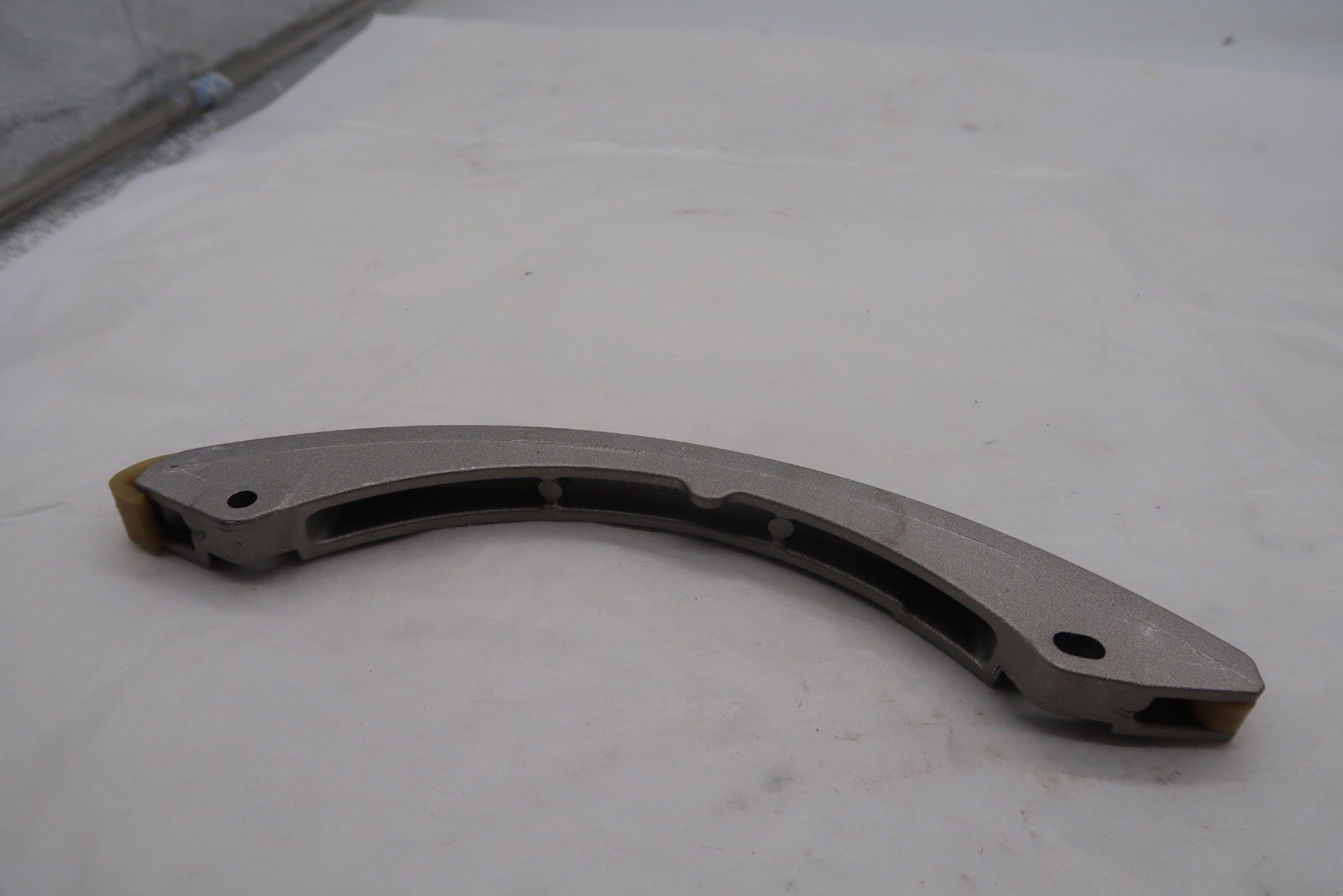 2002 - 2009 GM Engine Timing Chain Guide - 12575159 - Hummer H3, Colorado image 3