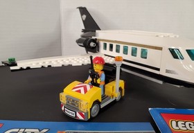 Lego City Airport Vip Service #60102 Retired Set Complete No Box