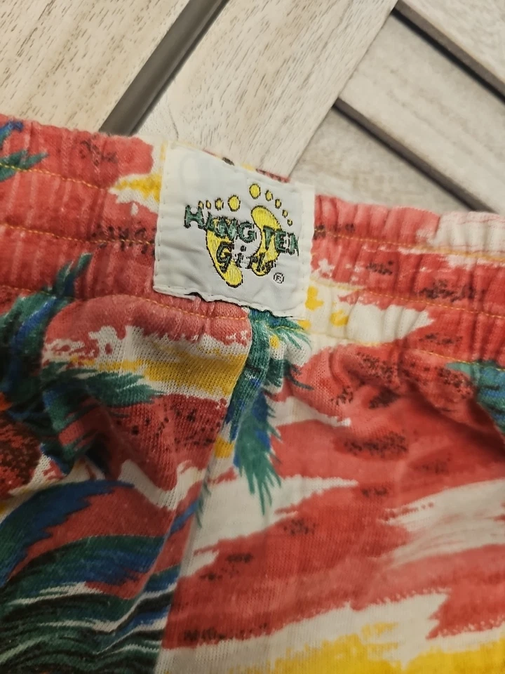 VIntage 1970s / 80's Hang Ten Hawaiian Girl's cotton shorts size M  - Image 2 of 4