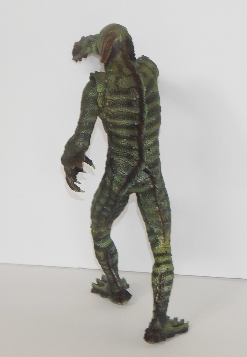 RARE HTF Creature from Black Lagoon 12” Figure by Horizon RARE HTF Creature from Black Lagoon 12” Figure by Horizon