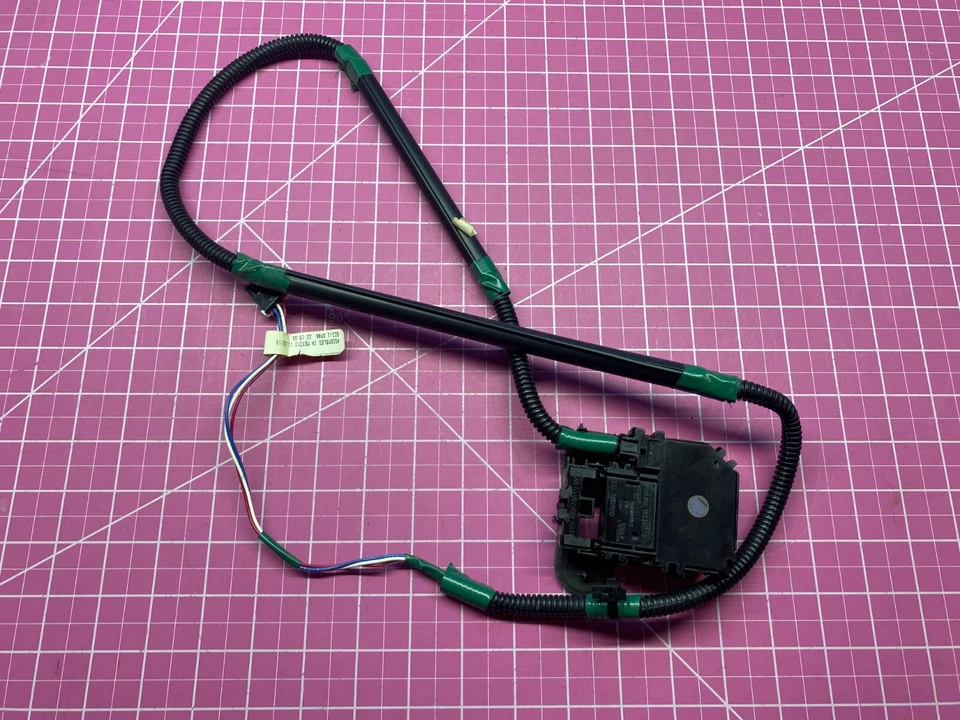 Cerradura de puerta lavadora Whirlpool Maytag P# W11394572 W11032875 W11543566 W11700916 Foto 3 de 4