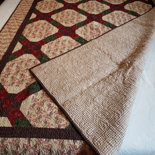Handmade Finished Quilt 62x81 Ribbon Twist Green Red Browns Christmas Completed - Picture 10 of 11