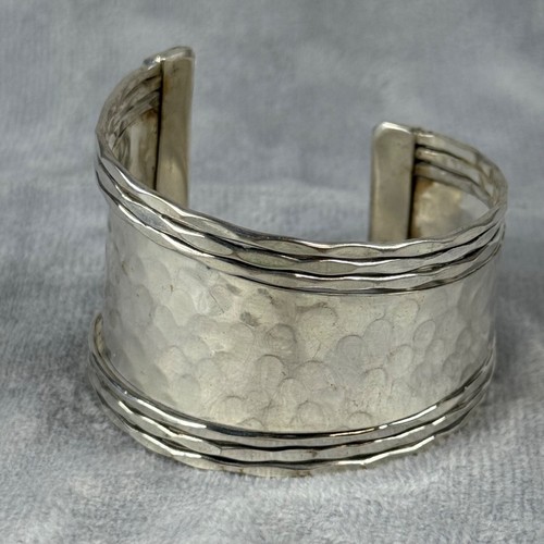 Hammered Silver Tone Metal Cuff Bracelet Asymmetrical Textured Adjustable Fit - Picture 21 of 21