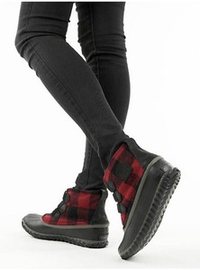 sorel out n about plaid
