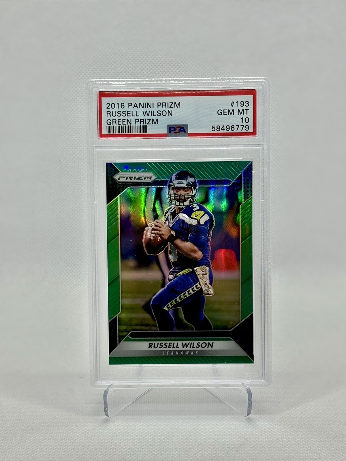 2016 Panini Prizm Russell Wilson #193 Green Prizm PSA 10 pop 4 Seattle Seahawks