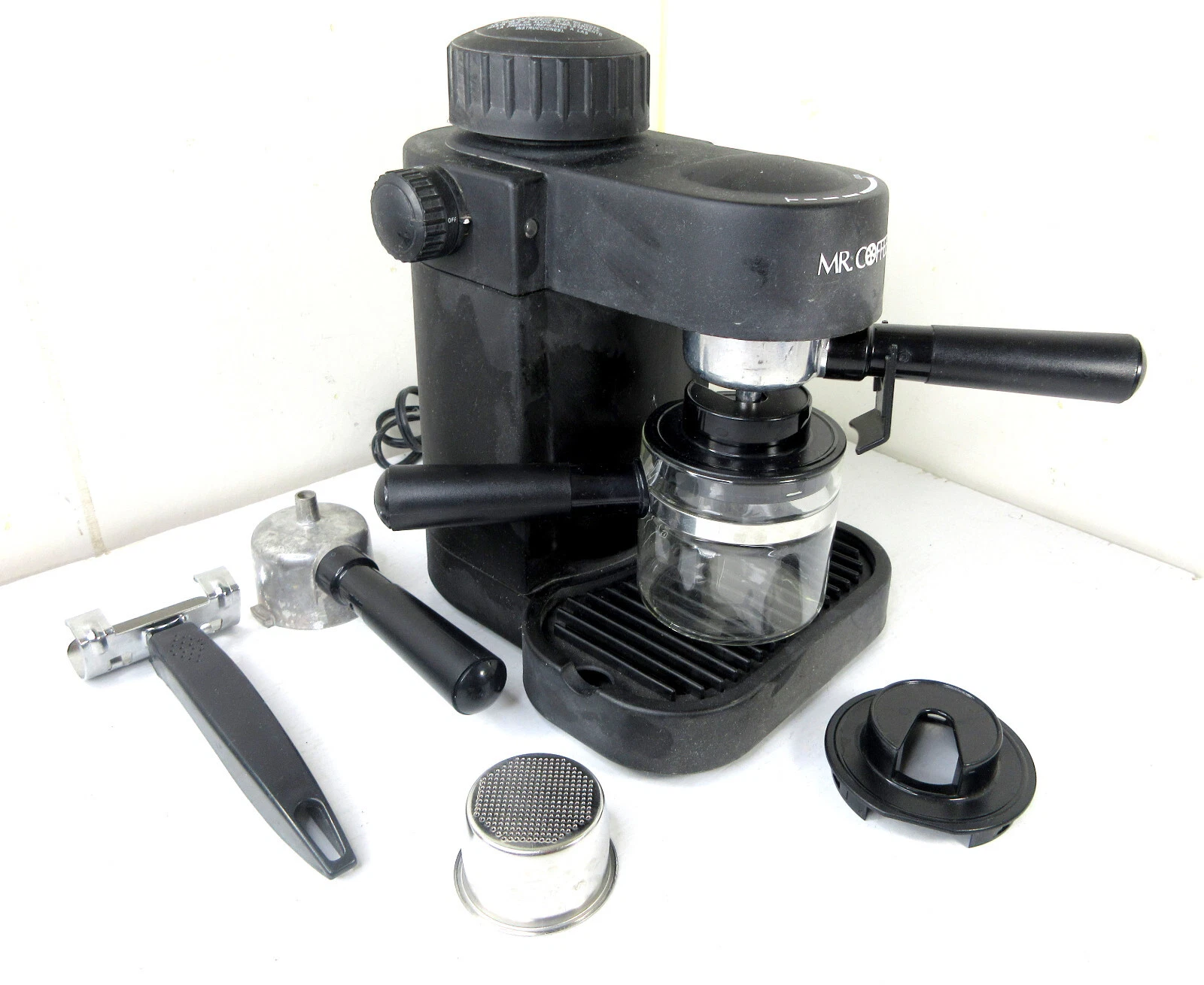 Mr. Coffee Expresso Cappuccino Steam Coffee Maker ECM10FP + Extra Filter Holder