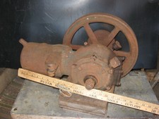 VAUGHAN 4hp HIT & MISS STATIONARY ENGINE model D for LOGGING DRAG SAW antique