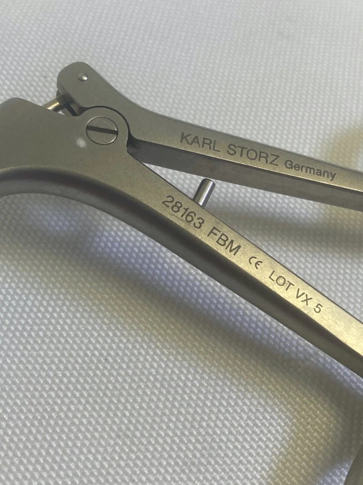 Karl Storz 28163FBM GORE 2,7 mm x 360 mm Cuchara de biopsia de doble acción Forcep Spine Foto 3 de 4