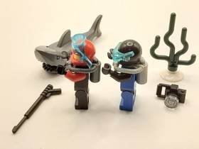 Lego Scuba Diver Minifigure City 60096 lot Legos Shark Minifigures