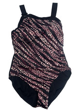 Women's Tummy Control Full Coverage One Piece Swimsuit size Medium NWT wide