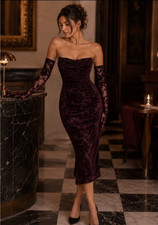 House of CB Isadora Strapless Lace Dress with Gloves Small