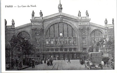 1910s La Gare du Nord Railroad Station Paris France Postcard
