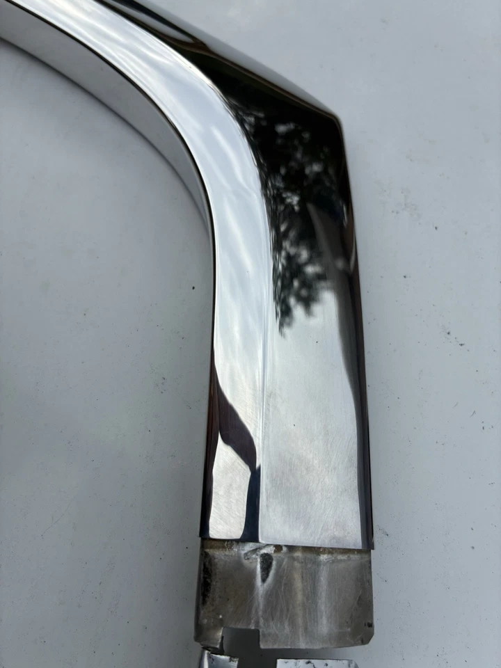 1973-79 Ford Ranchero Upper Bed Cab Corner Trim - Image 4 of 4