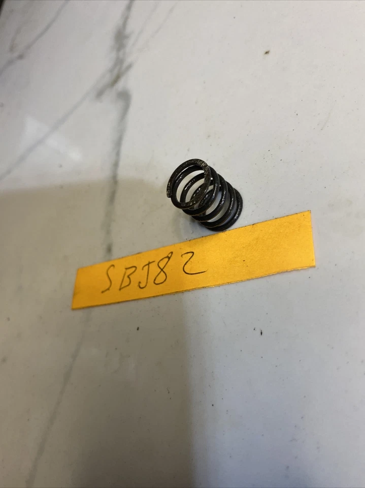Troy Bilt tiller 21AT144R966 Valve Spring Genuine  OEM 791181038 - Image 2 of 2