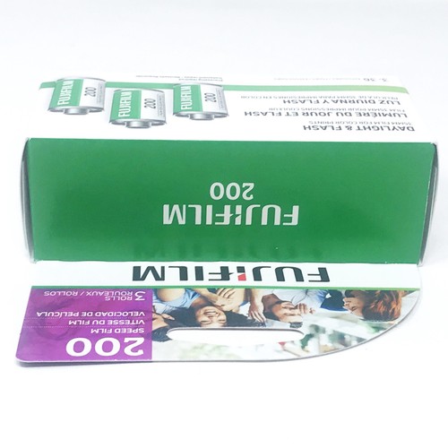 3 Pack 35mm FUJIFILM ISO 200 Color Negative Film - 36 Exposures - Picture 5 of 6