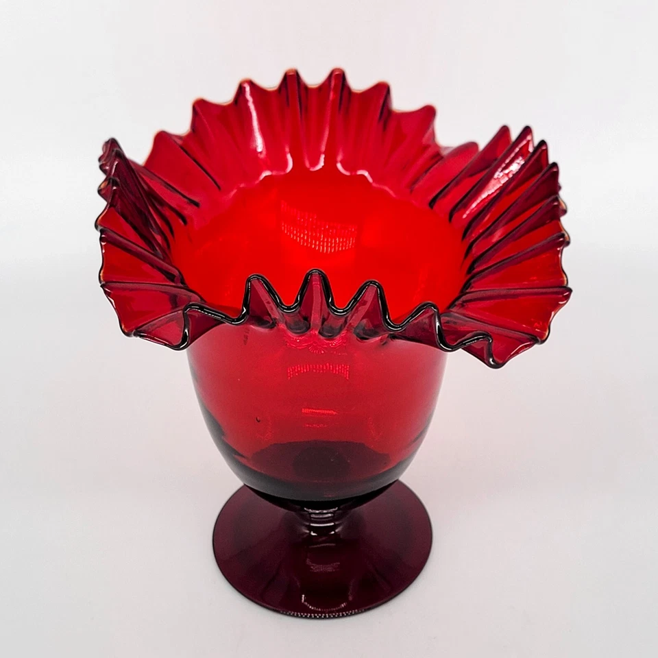 Vintage Blenko Ruby Red Ruffle Top Vase 8'' 388 1930's-40's - Image 3 of 4