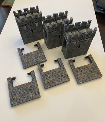 Dwarven Forge Castle Lot - Factory Painted NM