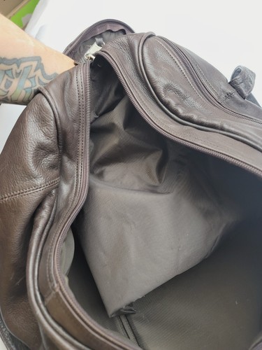 Canyon Outback Brown Leather 24" Duffel Bag Designed For FOOD CITY - Picture 21 of 24