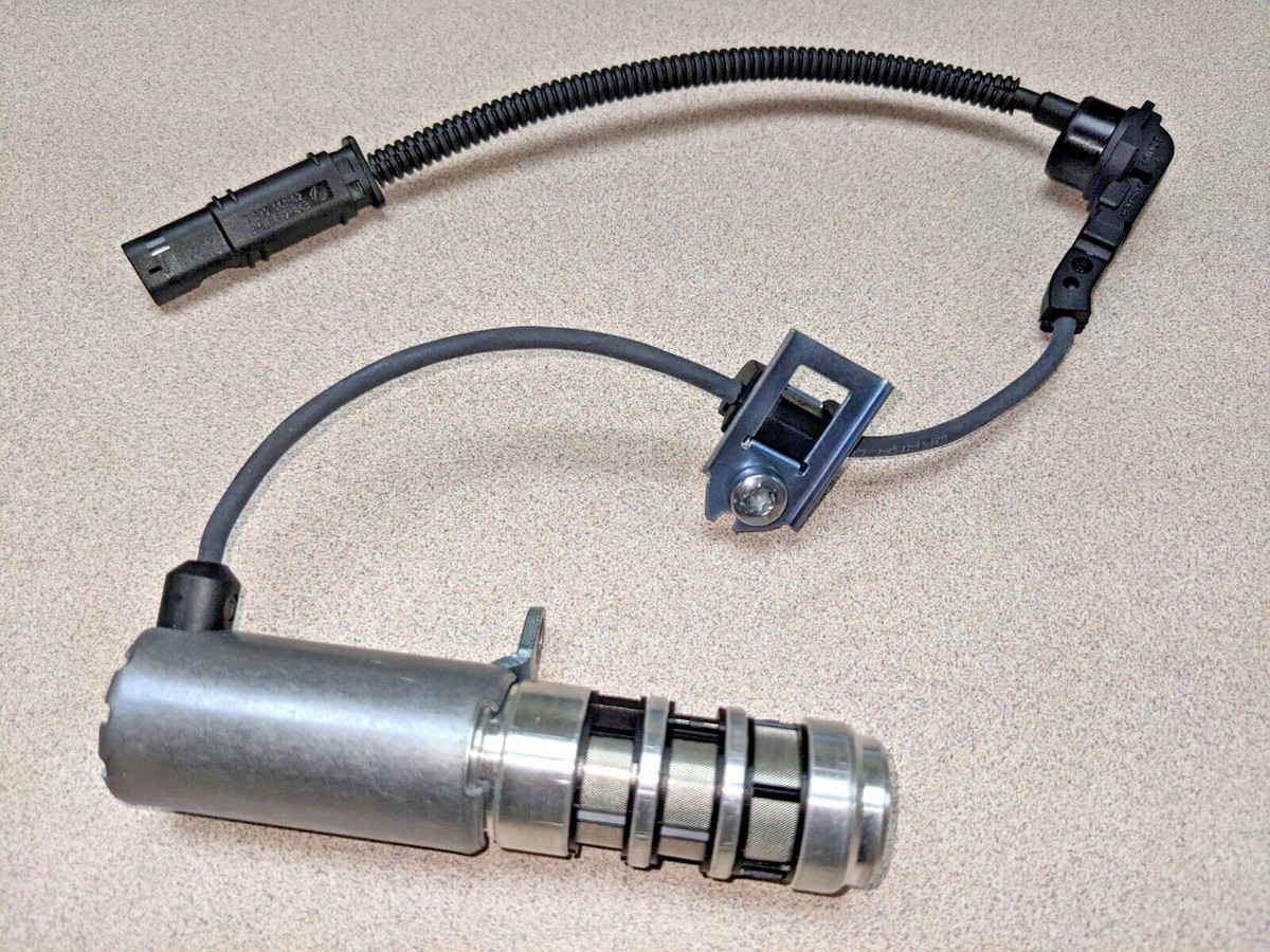 Genuine Oil Pump Solenoid Valve 11417647238 For BMW Mini R55N R56N 