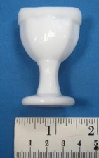 VINTAGE MILK GLASS EYE CUP FREE SHIPPING     B