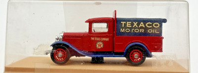 Eligor #1069, 1933 Ford Pickup, Texaco Motor Oil Case but no box.