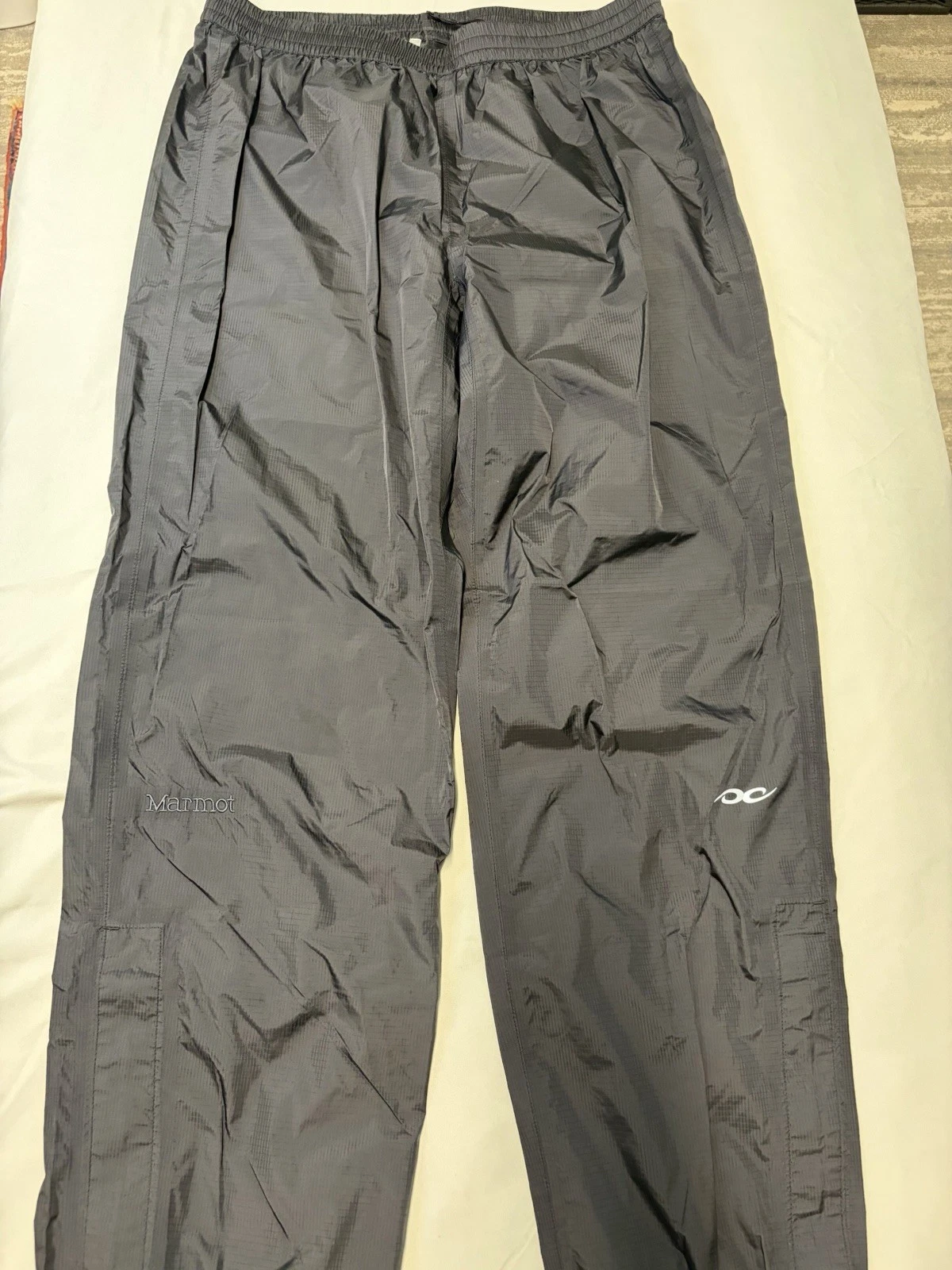 Marmot Men’s Large Black Waterproof Rain Pants Full Zip Hiking Outdoor Shell L
Opens in a new window