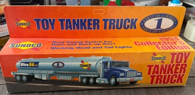 NEW 1994 SUNOCO TOY TANKER TRUCK COLLECTORS EDITION W/WORKING LIGHTS & SOUND