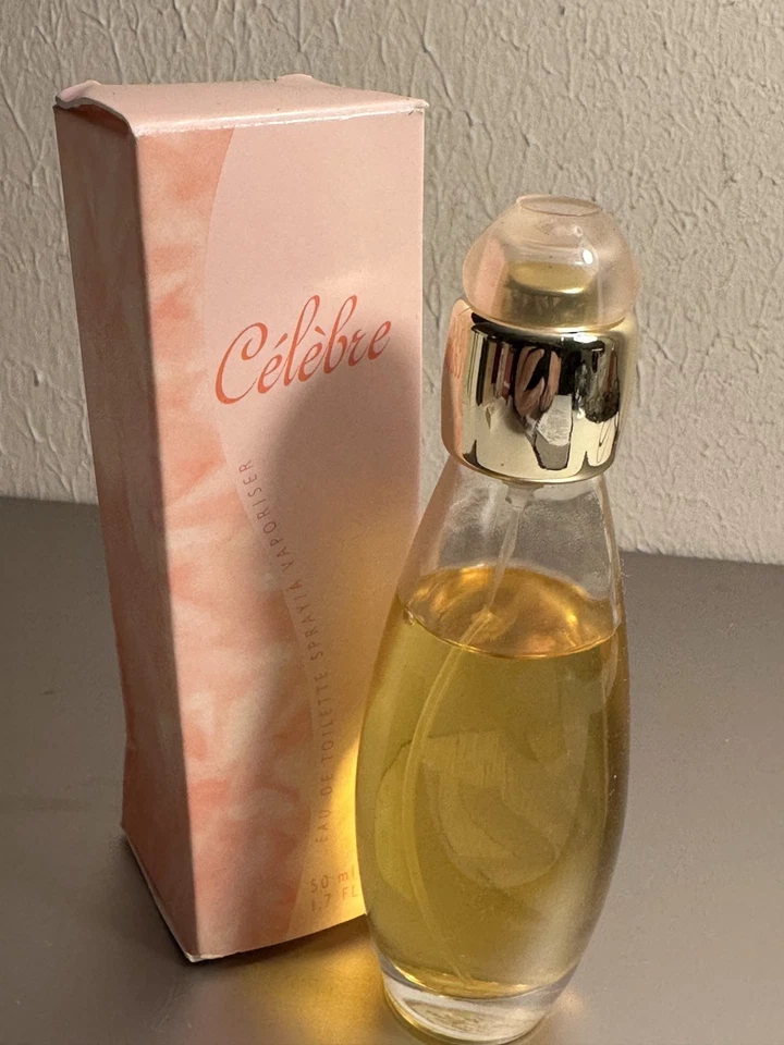 Avon CELEBRE Eau de Toilette Spray 1.7 fl oz 50 ml Vintage 2001 Nuevo con Caja Foto 2 de 3