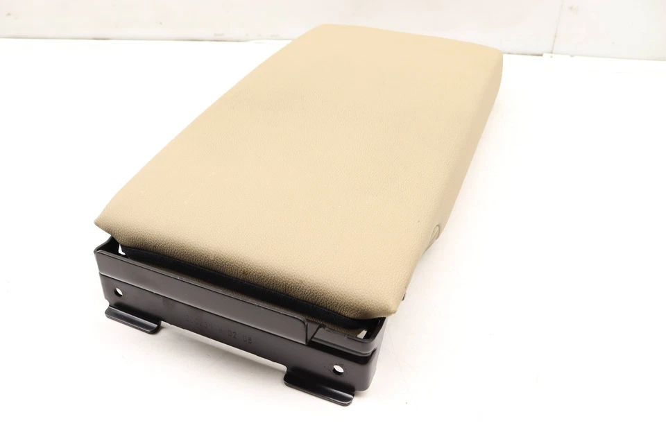 2007-2008 BMW 335XI - Apoio de braço central traseiro / suporte CUP 7152283 - Imagem 4 de 4