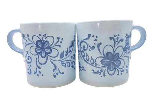 Pyrex Brittany Blue Coffee Mugs 10 Oz. Vintage Set Of 2 Floral Design