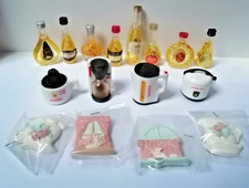 Lot de magnettes, miniatures, bouteilles, cuisine robot ménager, déco de cuisine