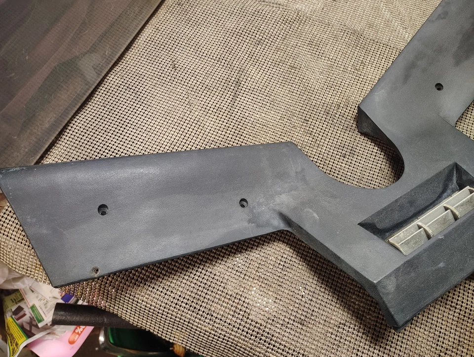 Buick Riviera & Riviera GS 1971 1972 negro bajo columna panel de ajuste 1235282 Foto 4 de 4