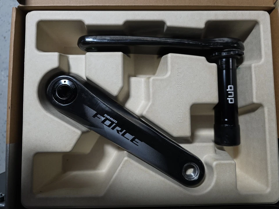 SRAM Force AXS Carbon D2 Dub 172.5mm 8-bolt Mount Crankset Used - Image 2 of 4
