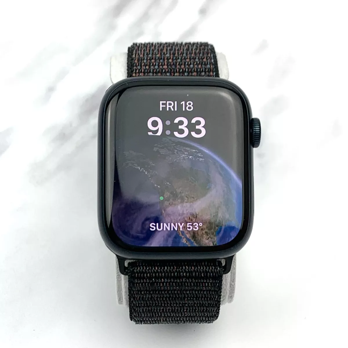 Apple Watch Series 8 45mm Midnight Aluminum with Black Nylon Loop