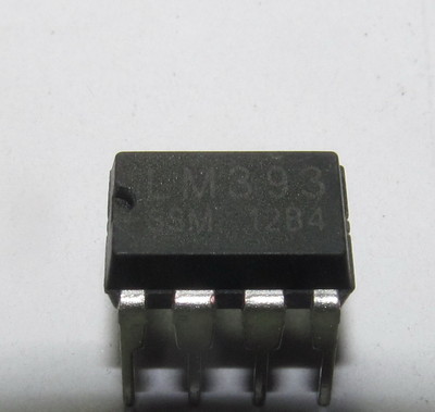 Fairchild LM393N Dual Differential Comparator - Pack Of 10 ICs (PDIP-8)