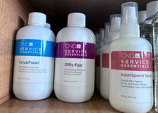 CND SERVICE ESSENTIALS ScrubFresh - Offly Fas...