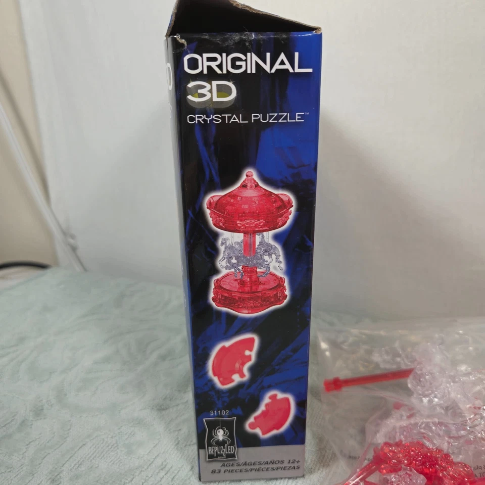 Rompecabezas de cristal 3D BePuzzled - Carrusel (blanco/rojo): 83 piezas caja abierta Foto 4 de 4