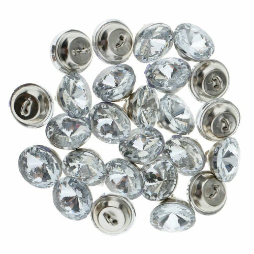 Bottoni in cristallo per l'hobby del cucito