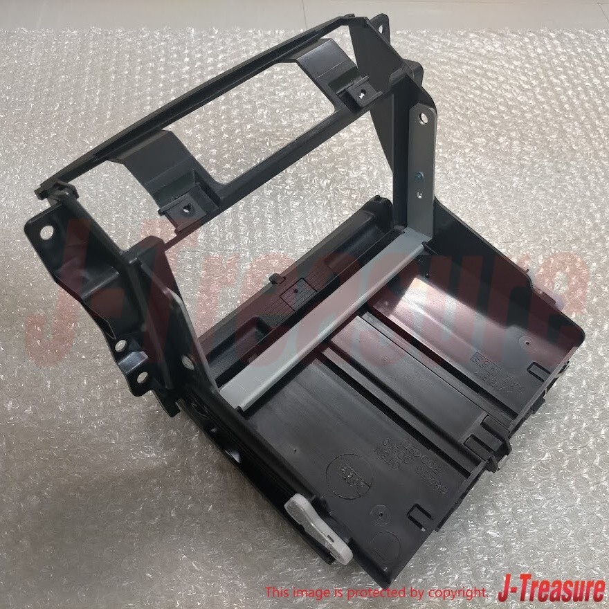 NISSAN FAIRLADY Z 350Z Z33 03-04 RHD Center Dash Navigation