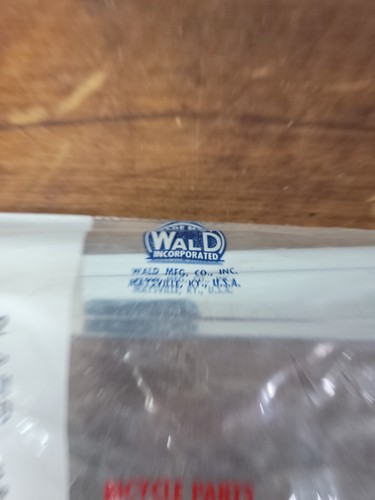 NOS WALD 602 chainguard for vintage 20" bicycles bikes Pre War Skip Tooth Chrome - Picture 8 of 8