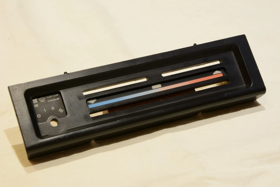 Porsche 924 924S 944 Calentador Soplador Interruptor Cubierta Panel Negro # 477857115 Foto 2 de 4